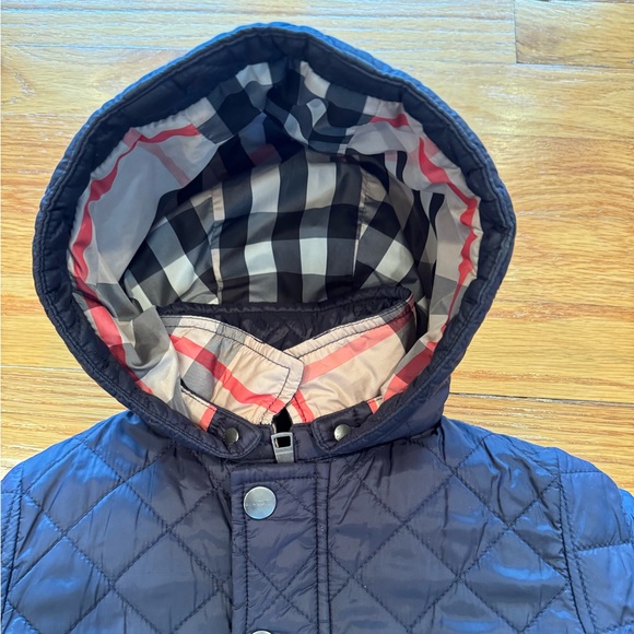 Burberry Quilted Jacket - Picture 3 of 5